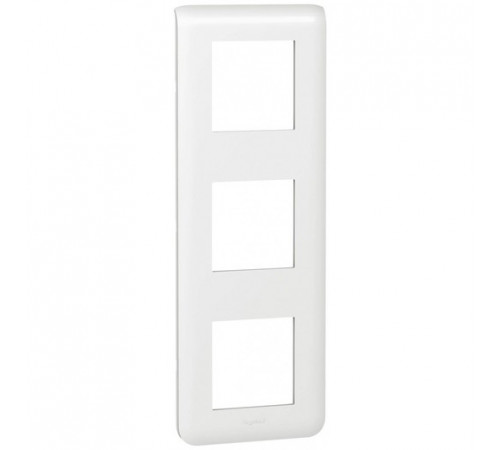 Рамка вертикальная на 3 поста Legrand Mosaic, белый
